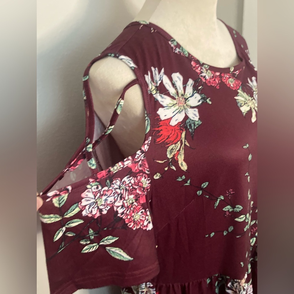 Bedoar Maroon Dress - Picture 3 of 6